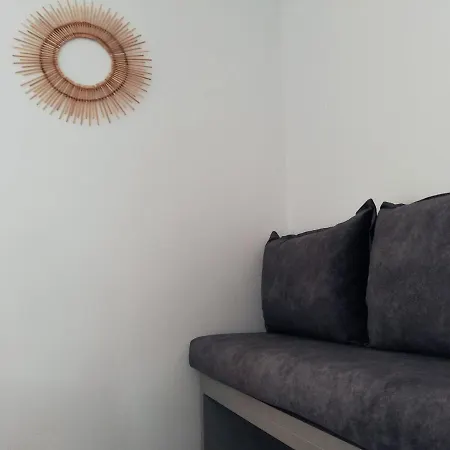 Manavita *